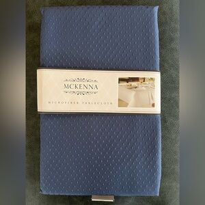 McKenna Tablecloth Microfiber Blue Round 90in